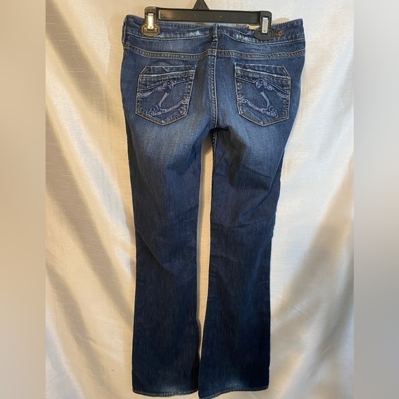 Silver Jeans Co. Lael Low Rise Flare Leg Jeans  Dark Wash Ladies W28/L33 - Picture 13 of 15